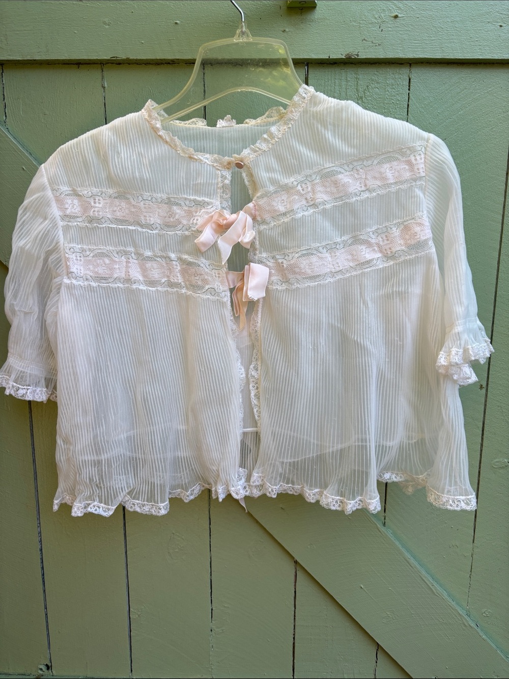 Vintage 50s/60s Nanette Sheer White Crop Robe with Pale Pink Ribbon & Lace